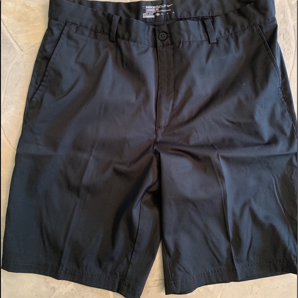 ⛳️Nike 34” Dri-Fit Golf Shorts